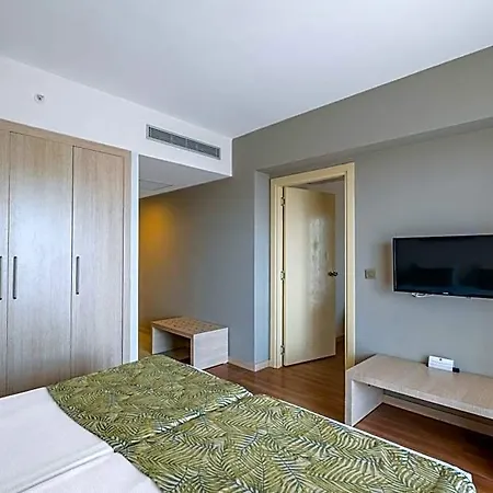 A Good Life Utopia Family Hotel Odaonu