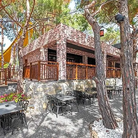 A Good Life Utopia Family Hotel Odaonu