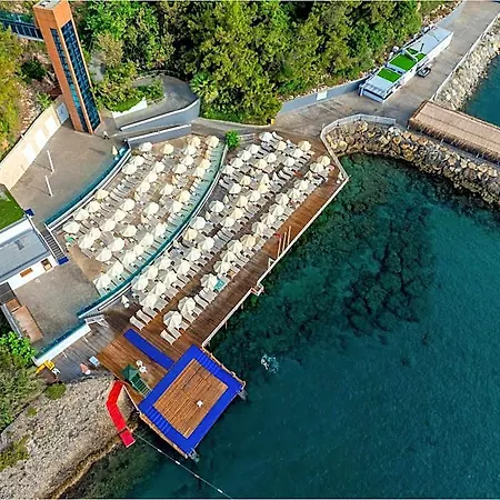 Hotel A Good Life Utopia Family